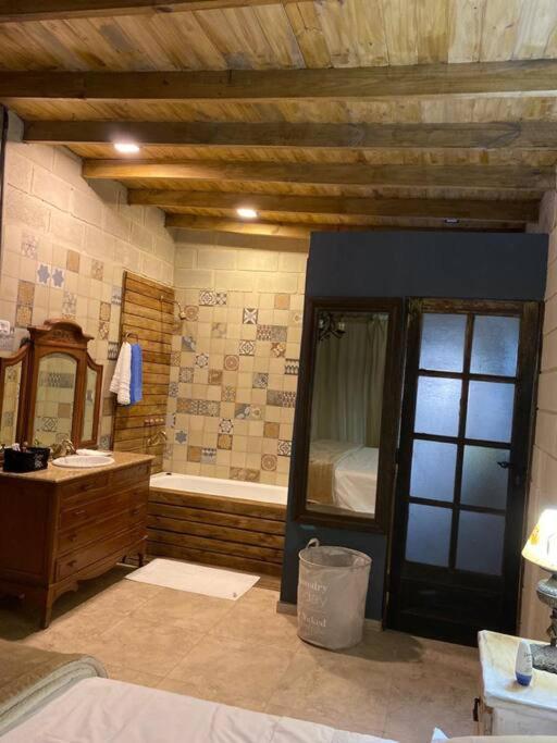 Chic La Guapeada Chalet