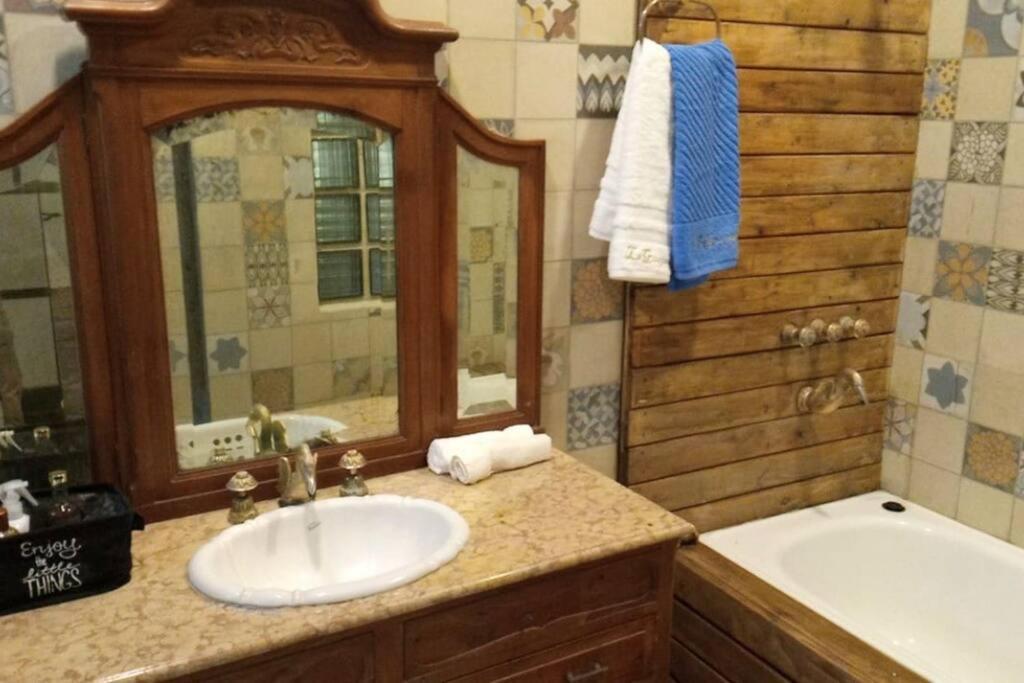 Chic La Guapeada Chalet *